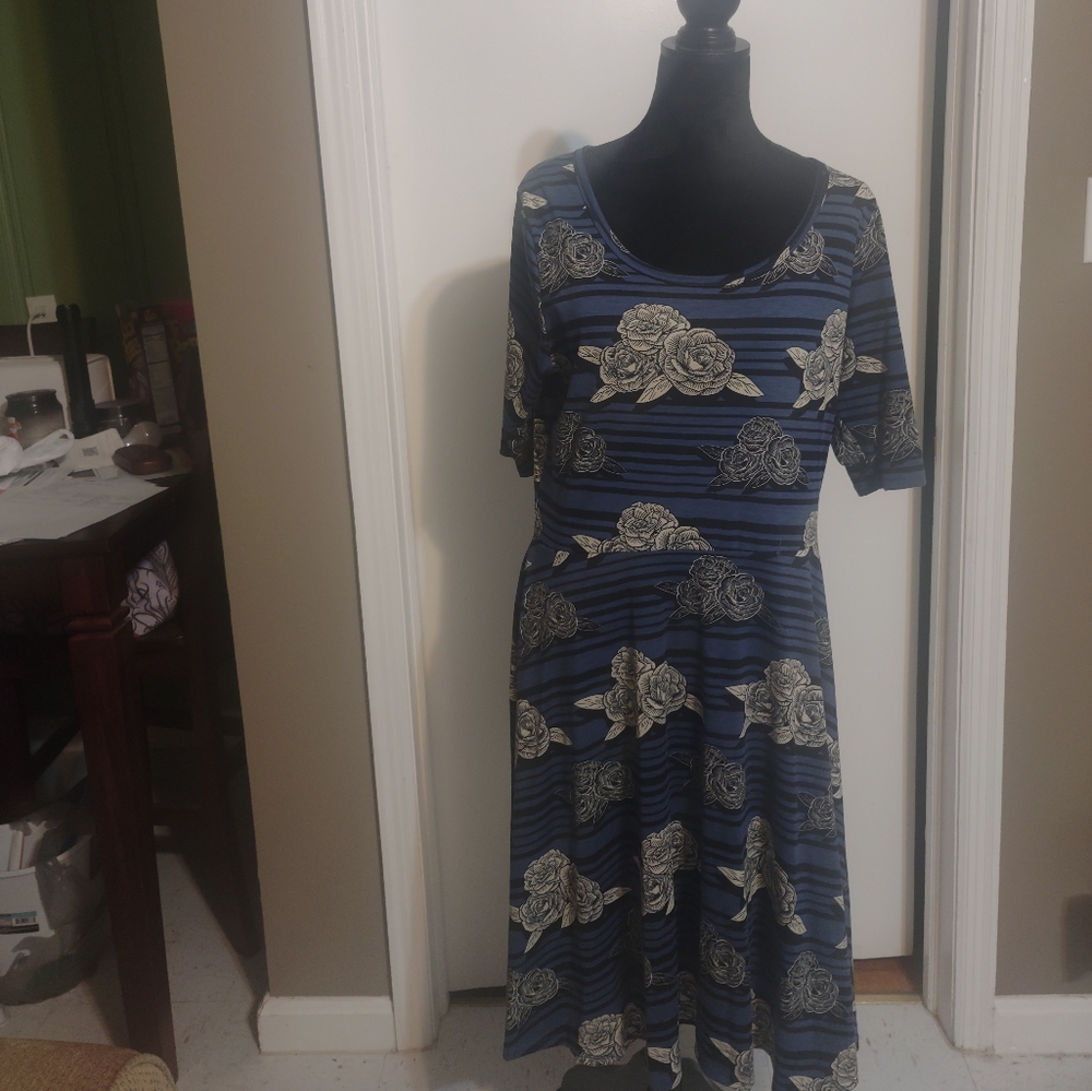 Lularoe Nicole Dress